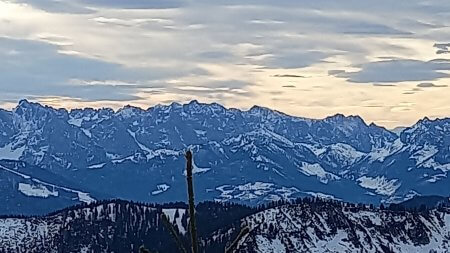 Alpenblick vom Hochfelln u.a. Kaisergebirge