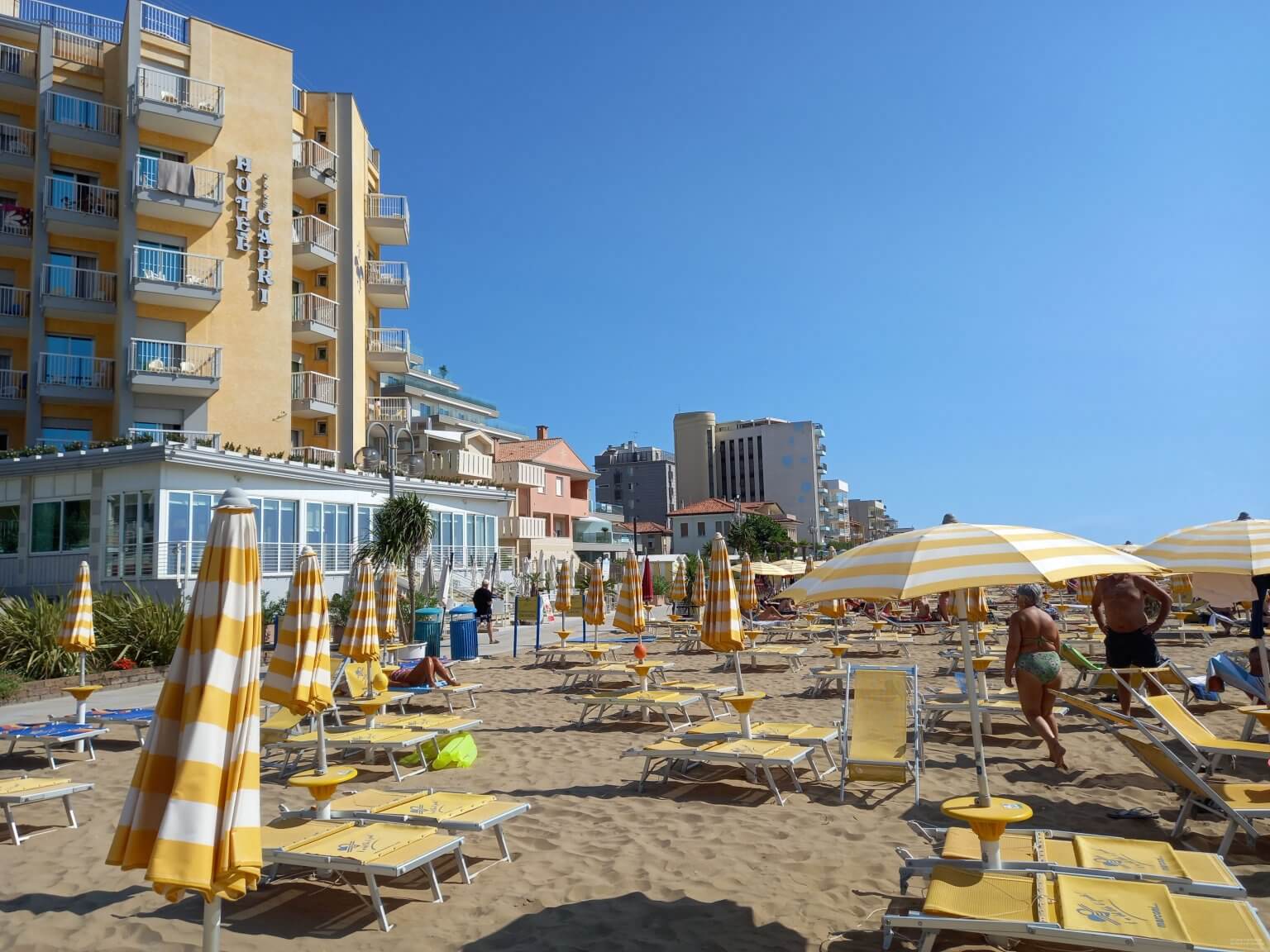 Jesolo - längste Einkaufsmeile Europas? - Camping today